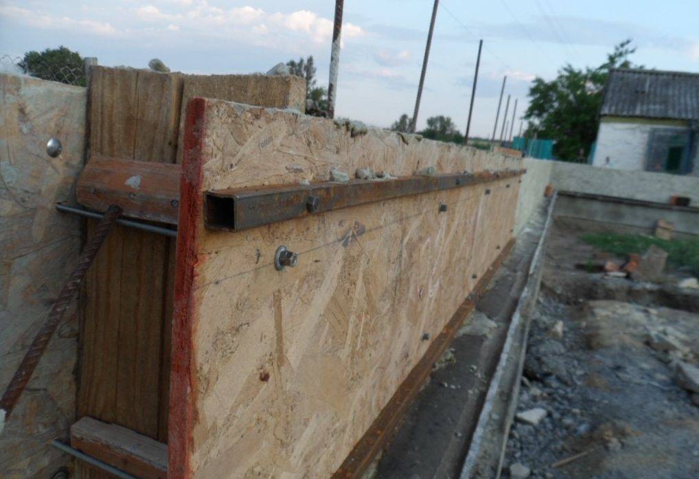 Применение опалубки из осб, преимущества и недостатки конструкции