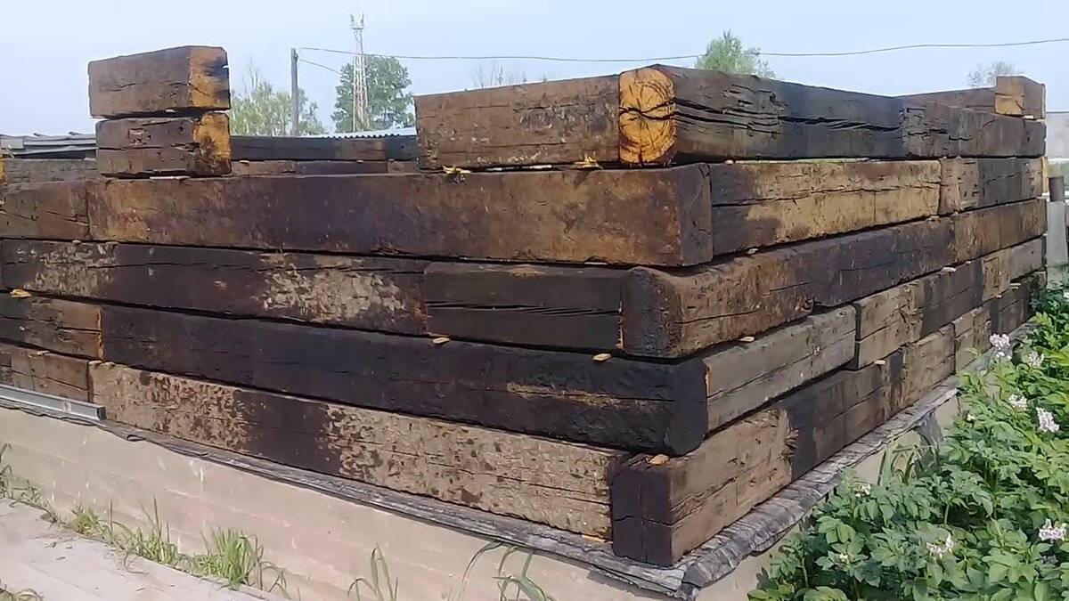 Изготовление бани из шпал своими руками – пошаговая инструкция