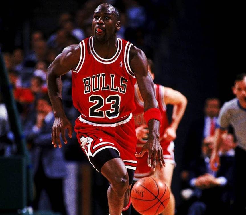 An inside look at all the houses owned by michael jordan