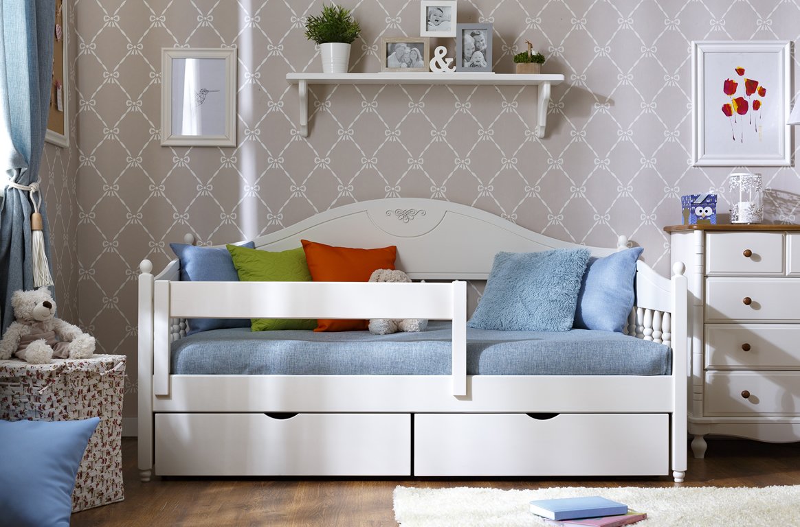 Варианты детской кровати-тахты, основные преимущества изделия