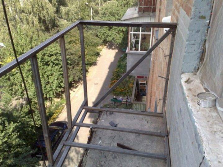 Как увеличить балкон в хрущевке