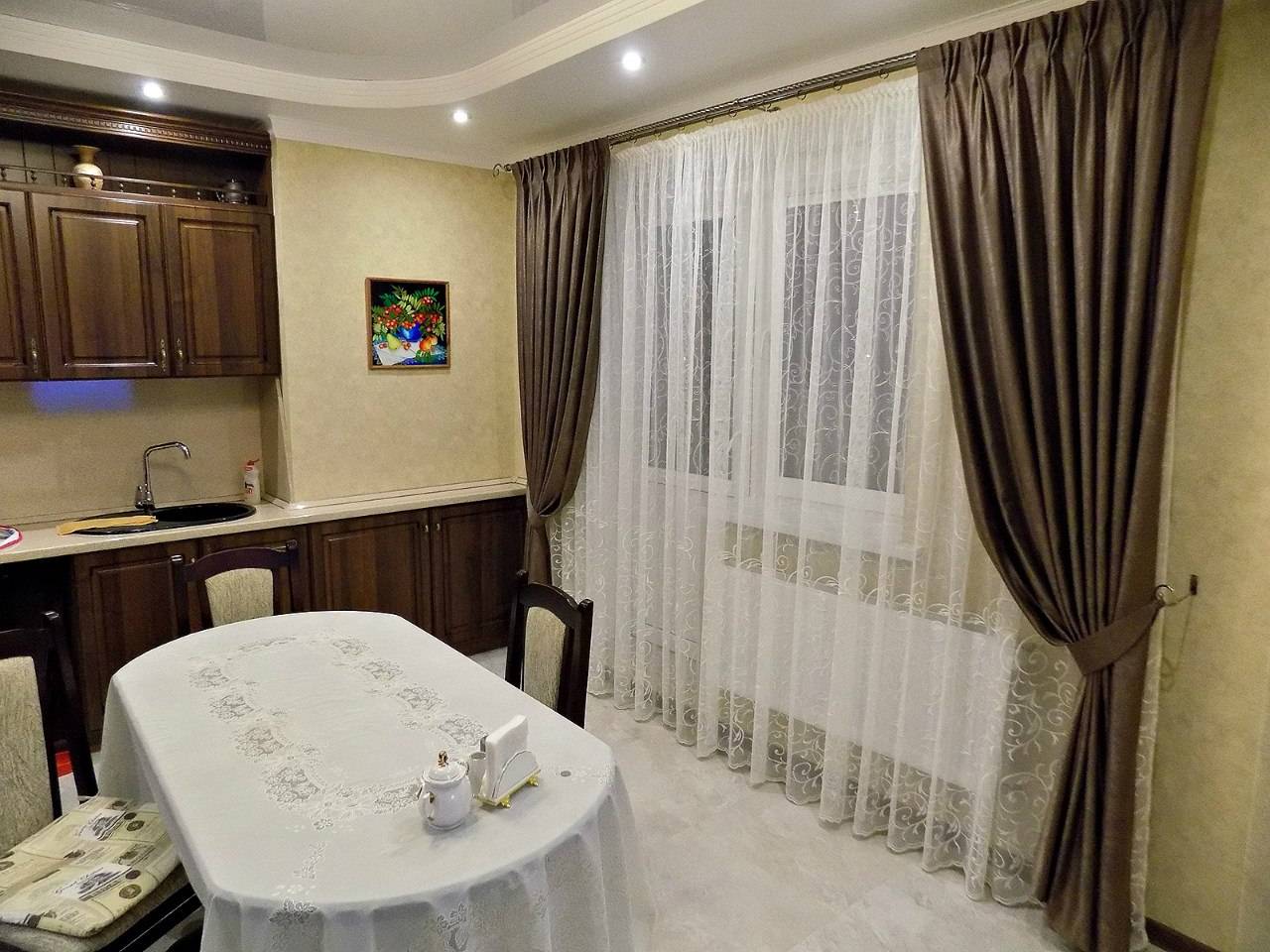 Какие шторы на кухню в современном стиле лучше выбрать