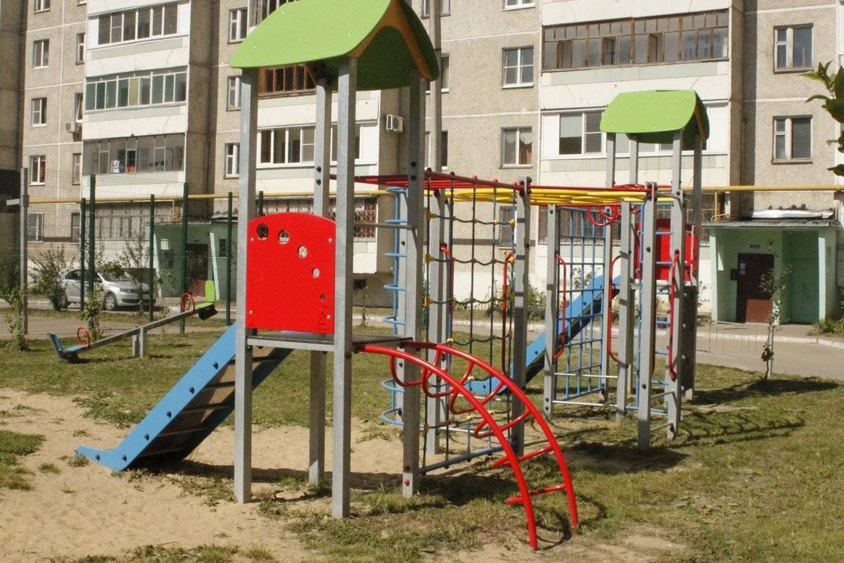 Закон о детских площадках во дворах