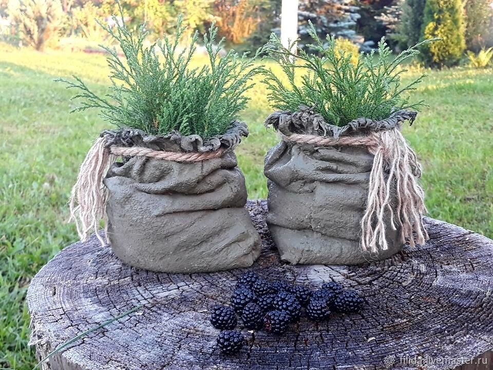 Вазоны бетонные для цветов уличные