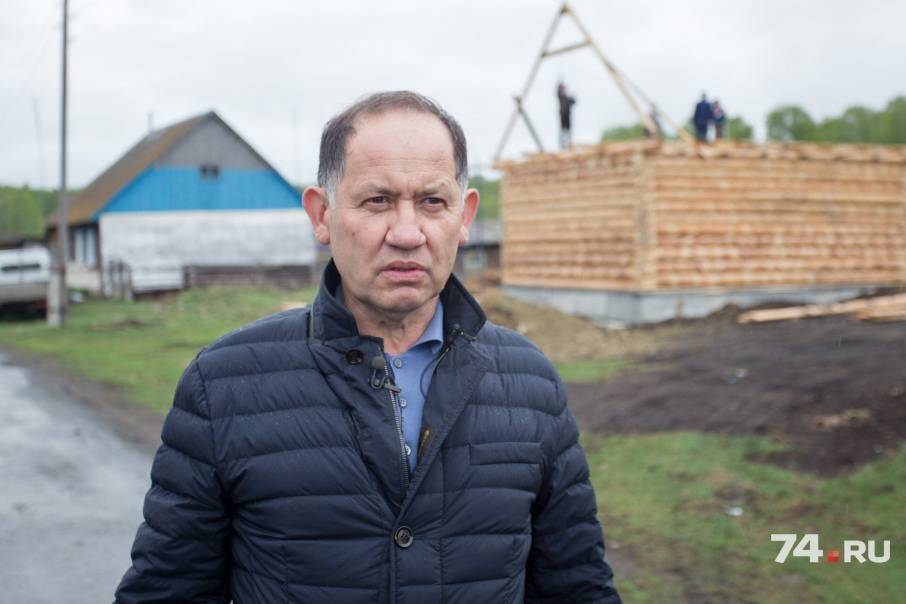 Камиль Агзамович возрождает родное село – строит дома и раздает их бесплатно